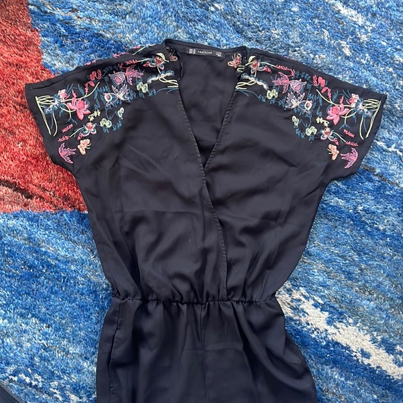 Zara embroidered jumpsuit - Picture 3 of 11